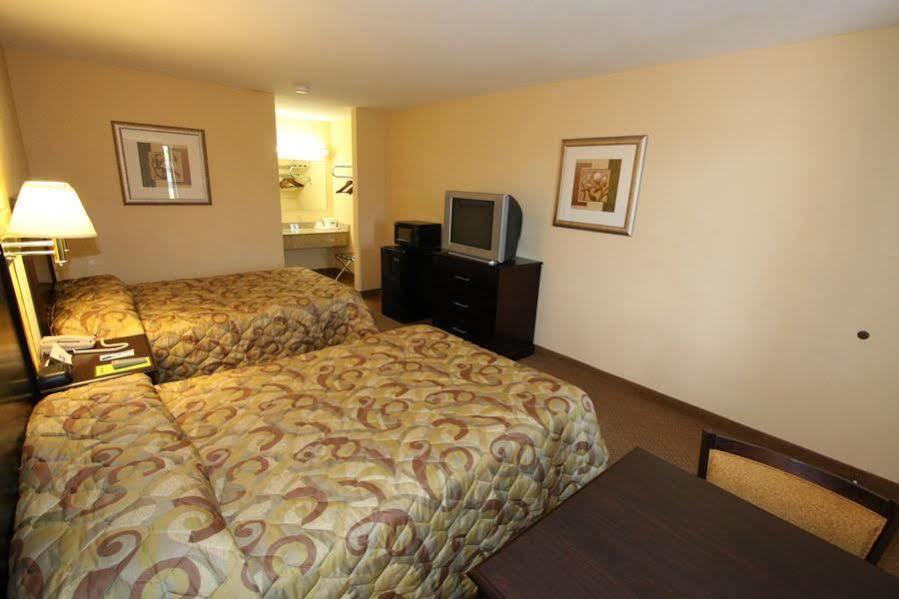 Rodeway Inn Harrisburg Esterno foto