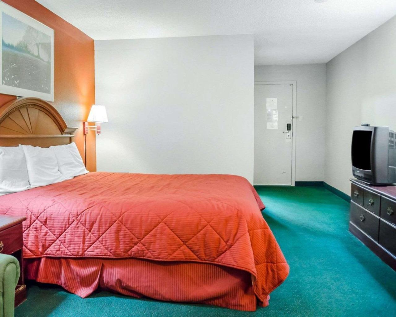 Rodeway Inn Harrisburg Esterno foto
