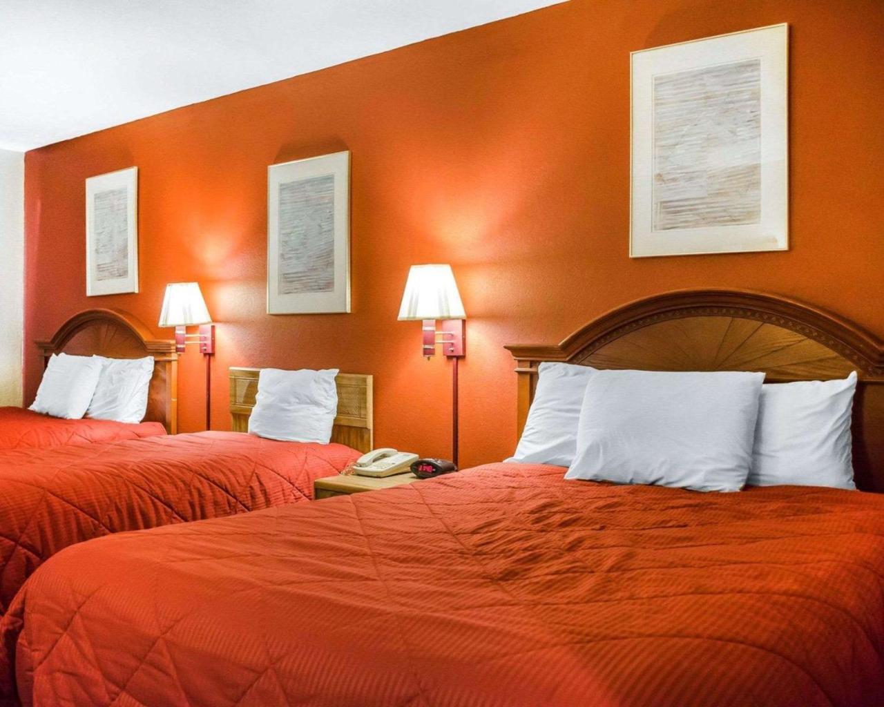Rodeway Inn Harrisburg Esterno foto